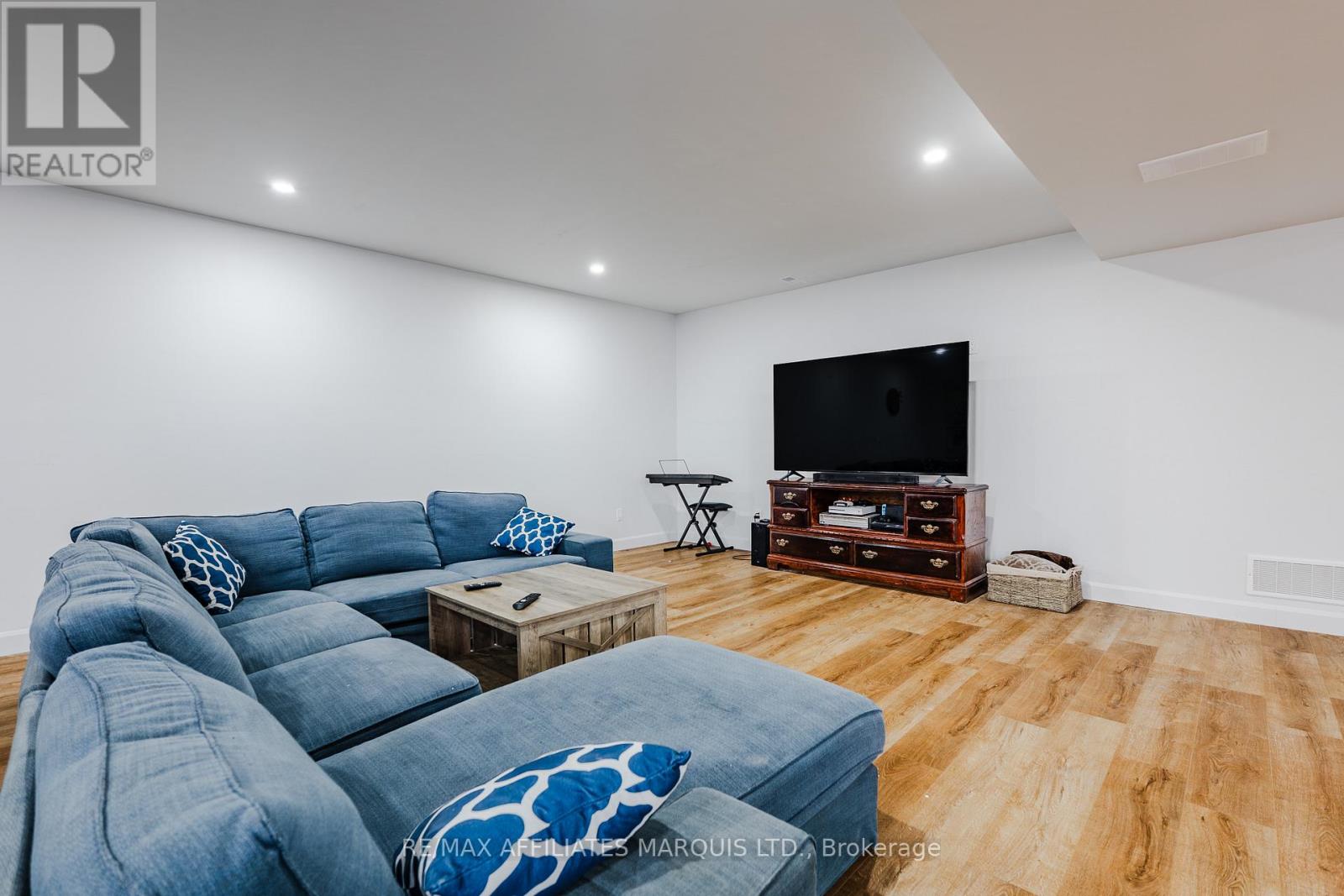 2 Meadow Lane, South Stormont, Ontario  K0C 1R0 - Photo 38 - X12564308