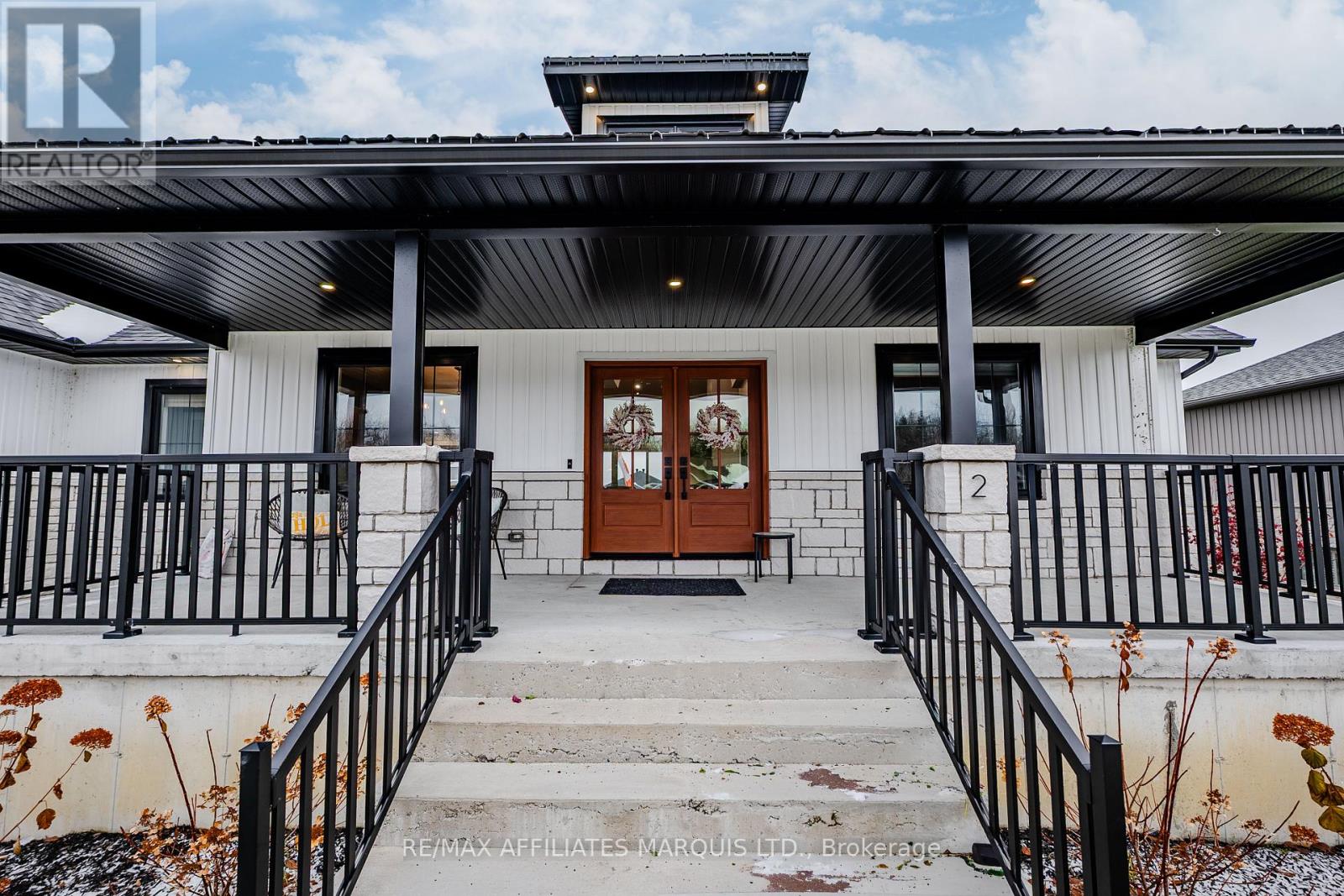 2 Meadow Lane, South Stormont, Ontario  K0C 1R0 - Photo 4 - X12564308