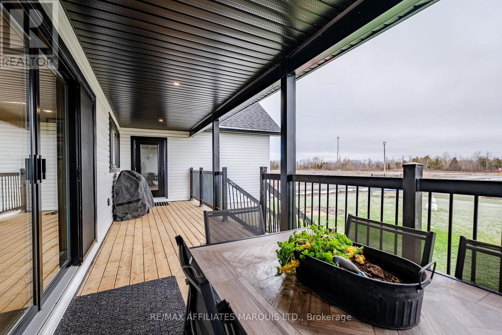 2 Meadow Lane, South Stormont, Ontario  K0C 1R0 - Photo 45 - X12564308