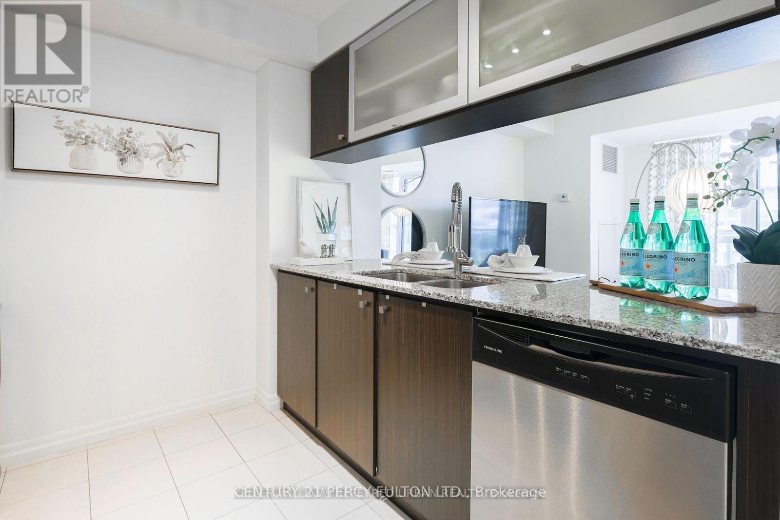 207 - 275 Yorkland Road, Toronto, Ontario  M2J 0B4 - Photo 6 - C12564268