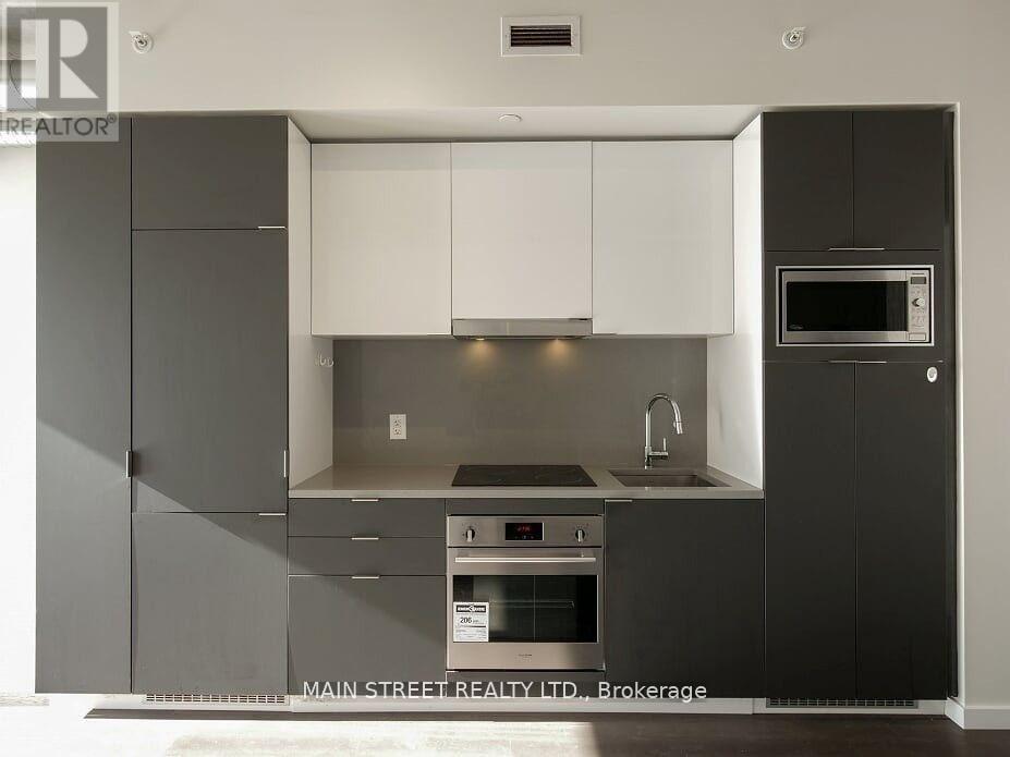 904 - 170 Bayview Avenue, Toronto, Ontario  M5A 0M4 - Photo 8 - C12564302