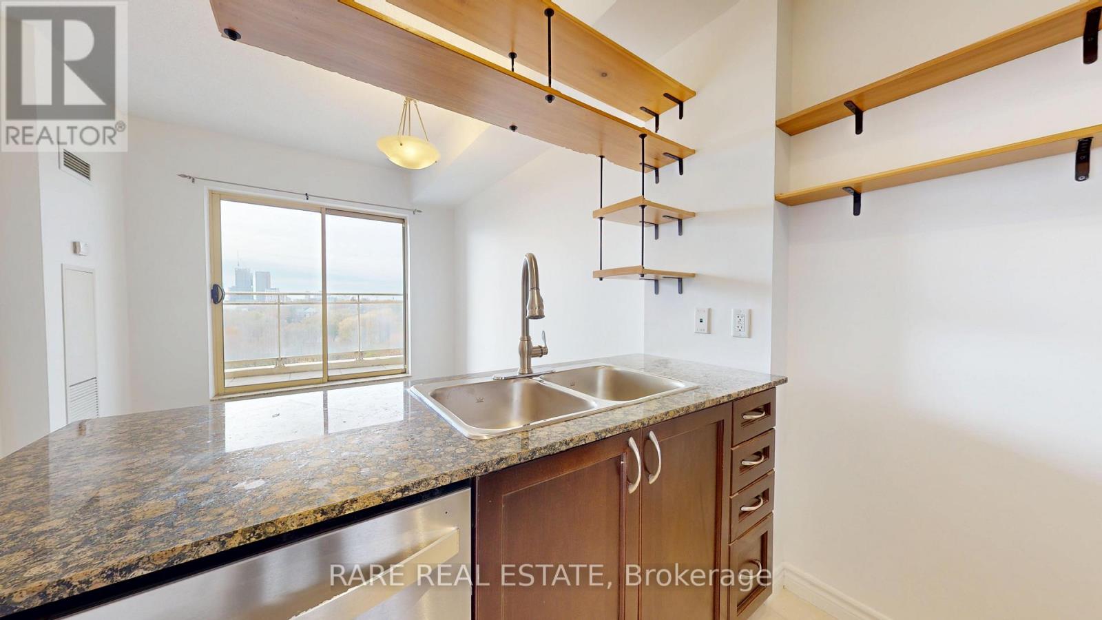 610 - 11 Christie Street, Toronto, Ontario  M6G 4C3 - Photo 10 - C12564324