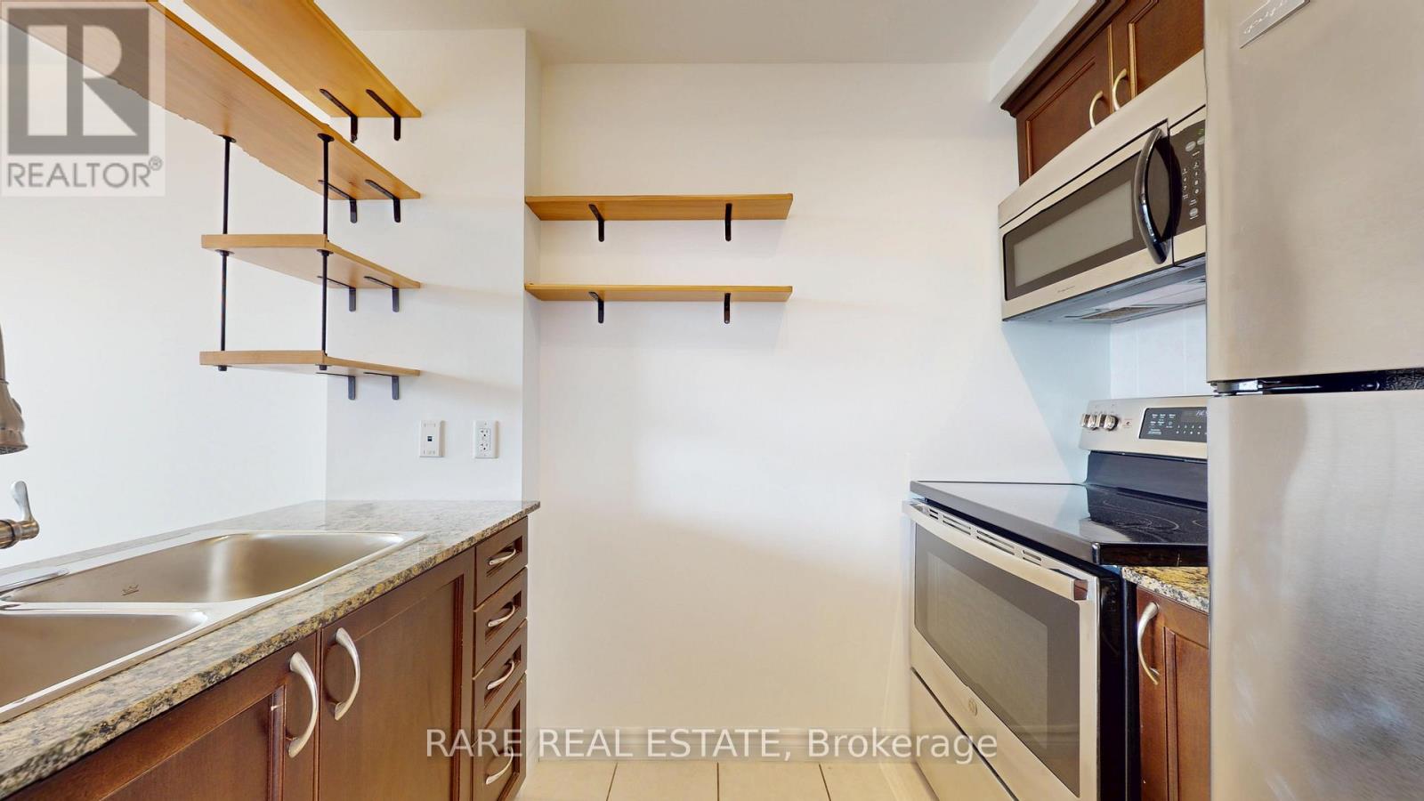 610 - 11 Christie Street, Toronto, Ontario  M6G 4C3 - Photo 8 - C12564324