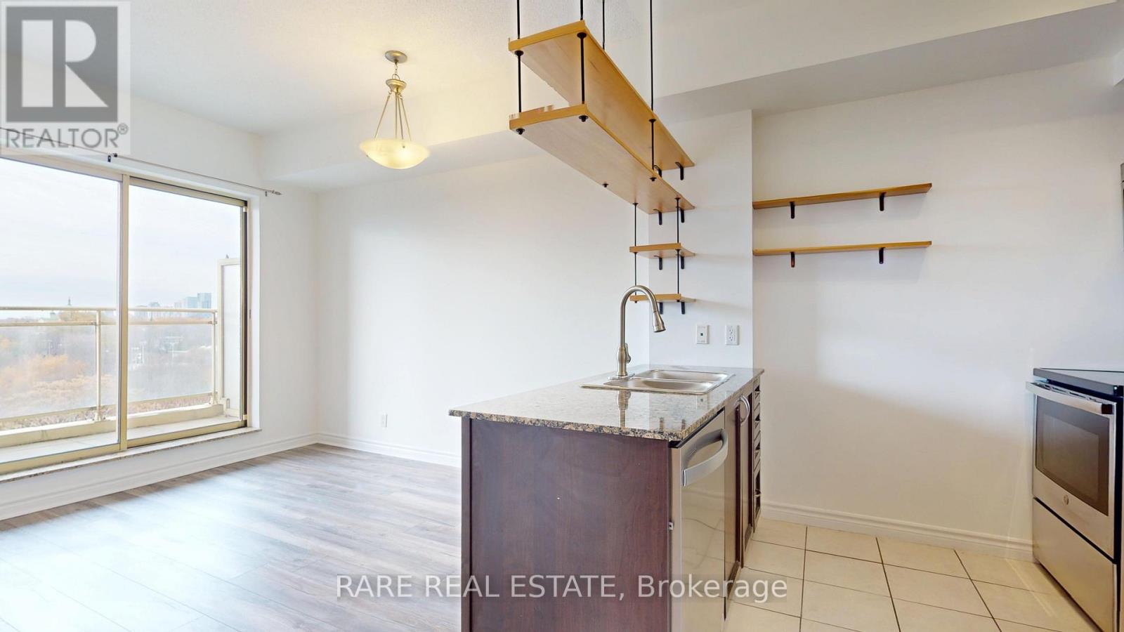 610 - 11 Christie Street, Toronto, Ontario  M6G 4C3 - Photo 9 - C12564324