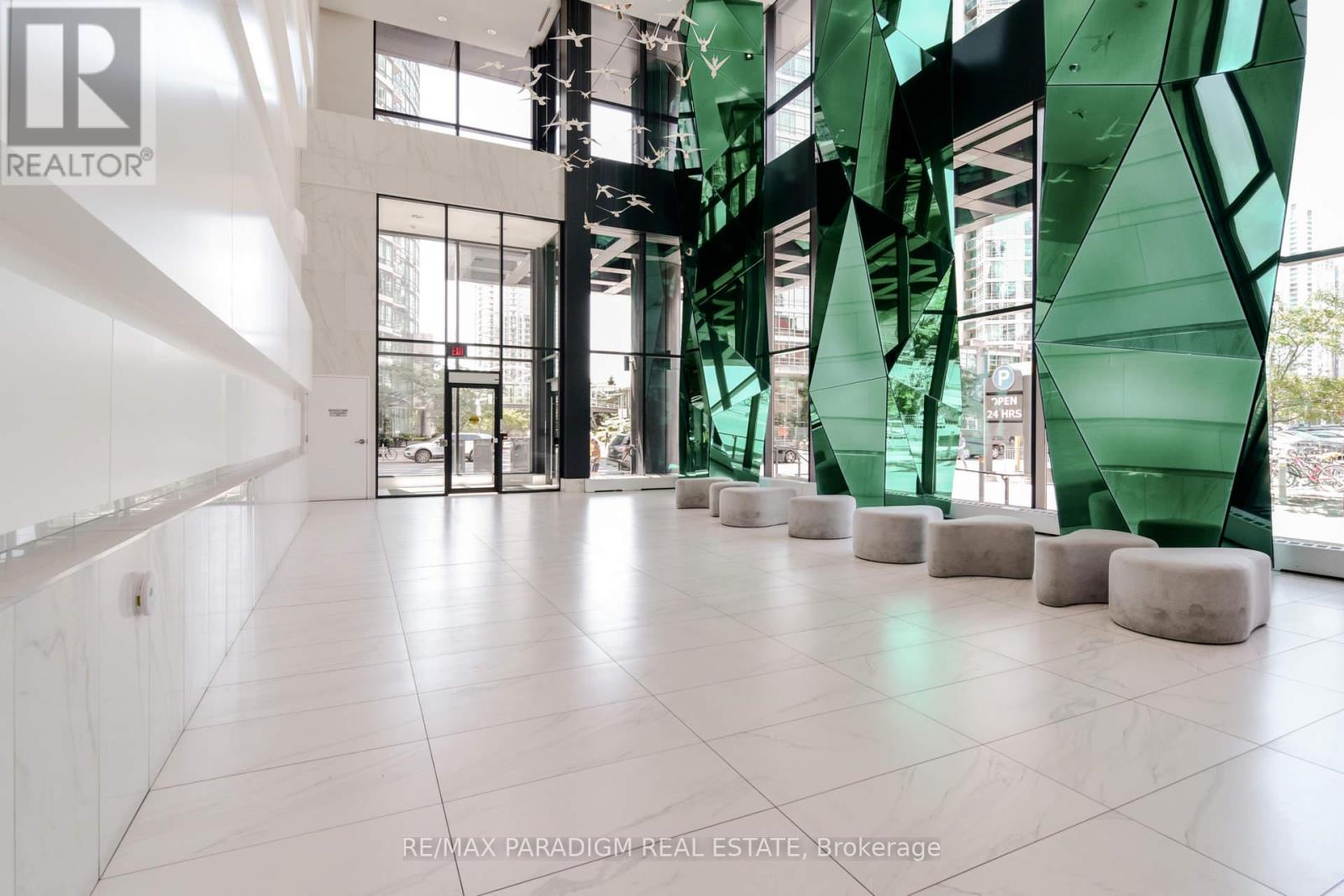 1702 - 352 Front Street W, Toronto, Ontario  M5V 1B5 - Photo 4 - C12564356