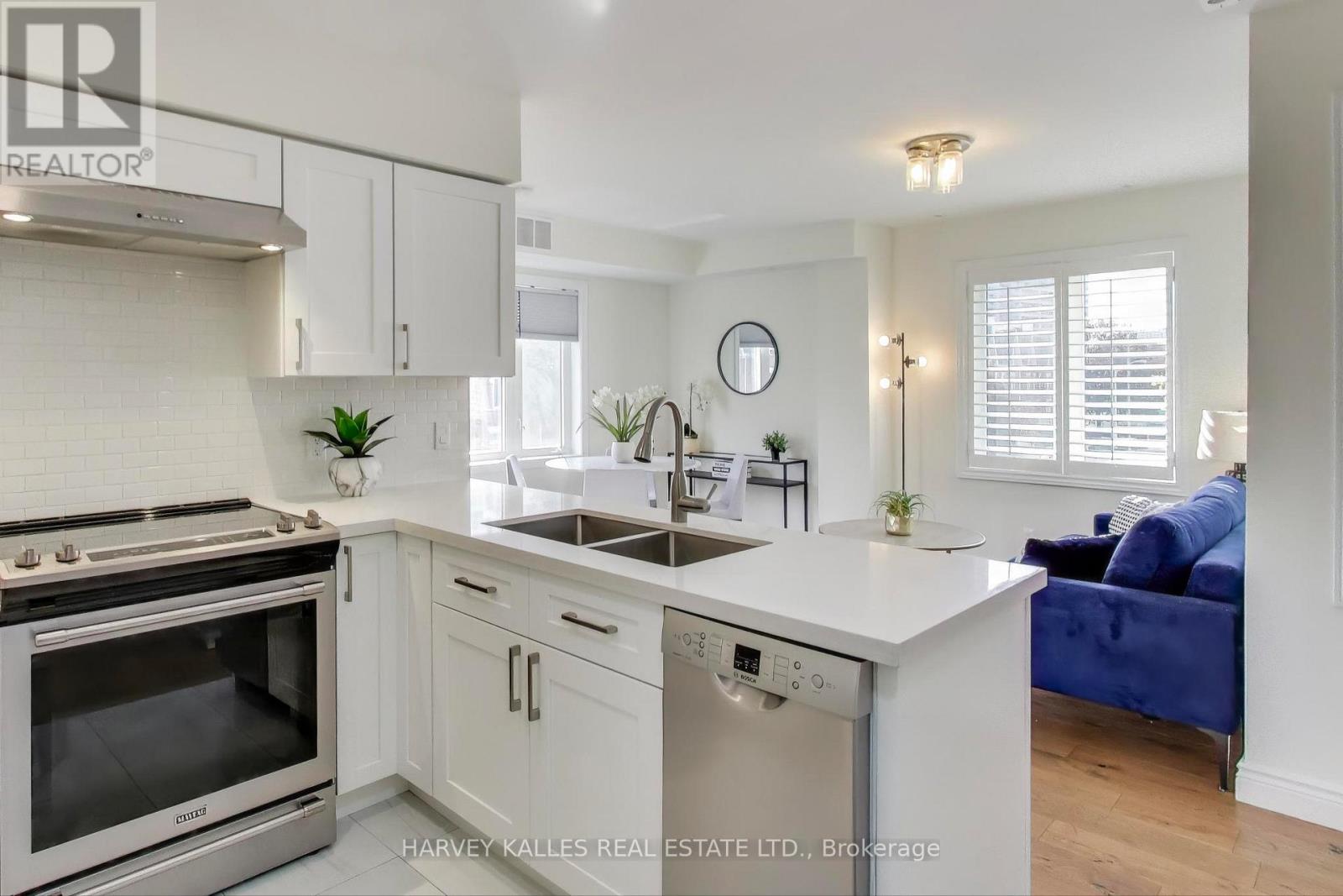 3404 - 12 Sudbury Street, Toronto, Ontario  M6J 3W7 - Photo 10 - C12564358