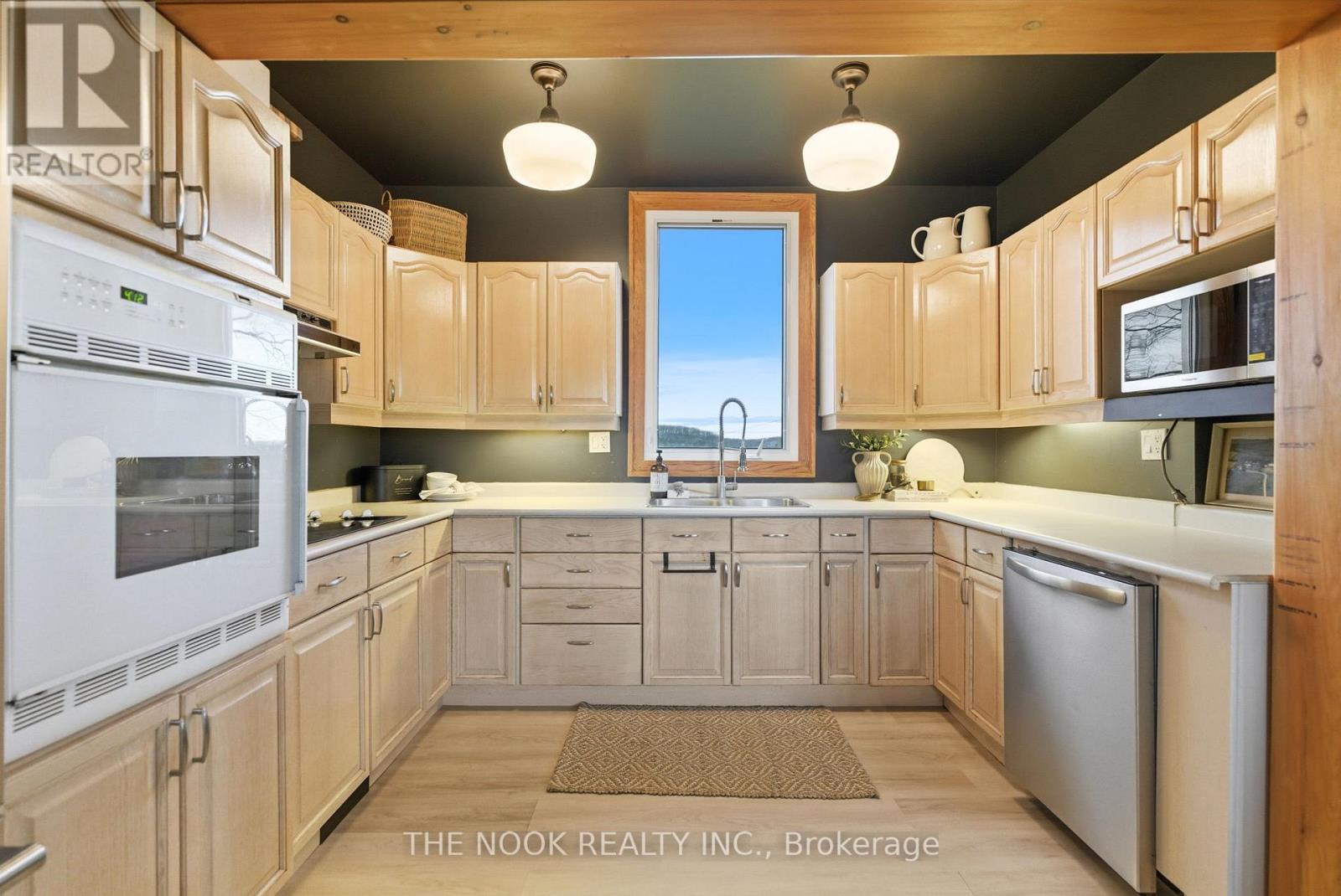 2132 County 10 Road, Cavan Monaghan, Ontario  L0A 1C0 - Photo 35 - X12564276