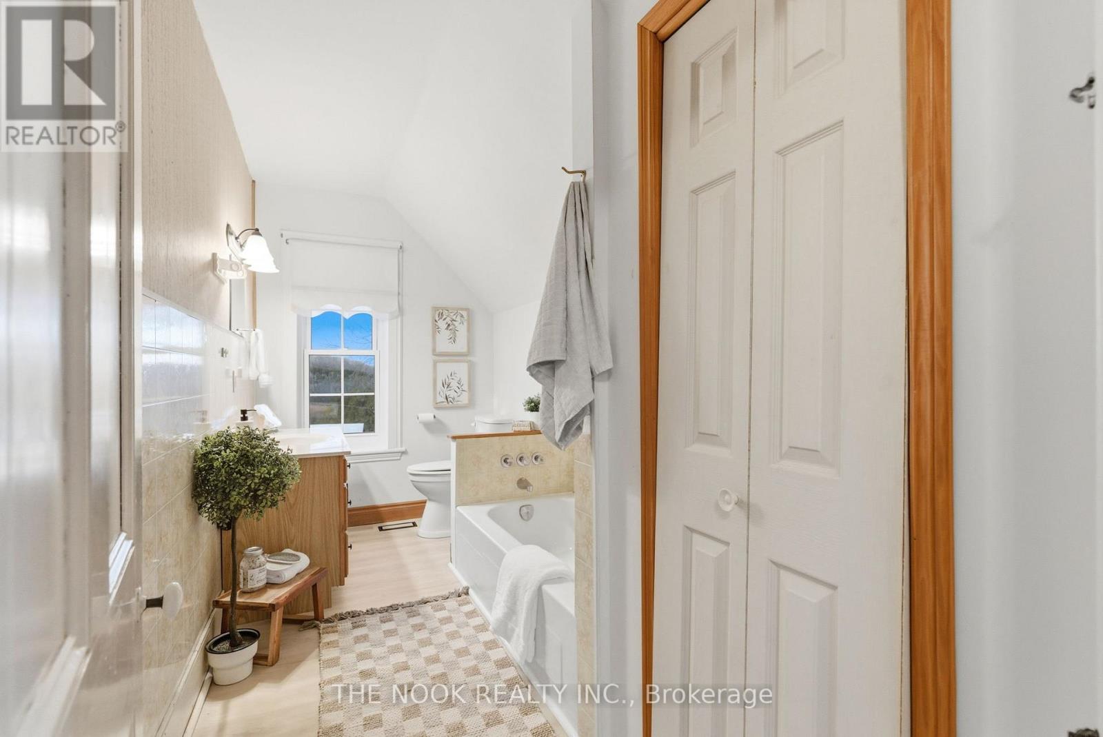 2132 County 10 Road, Cavan Monaghan, Ontario  L0A 1C0 - Photo 44 - X12564276