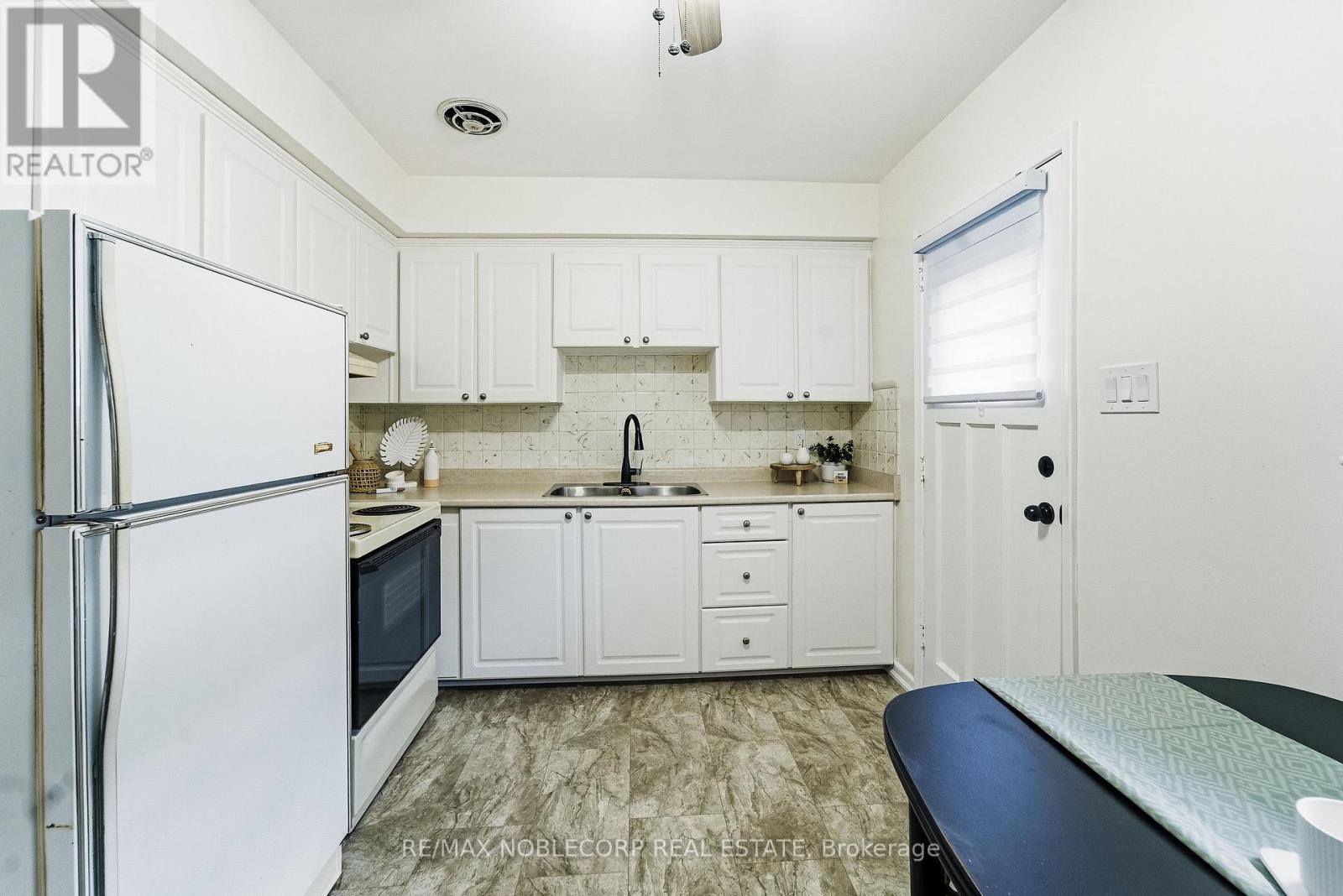 16 Fortune Gate, Toronto, Ontario  M1G 1X8 - Photo 14 - E12556734