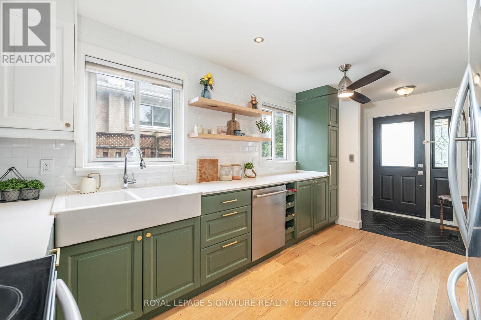 2431 PADSTOW CRESCENT, Mississauga, Ontario