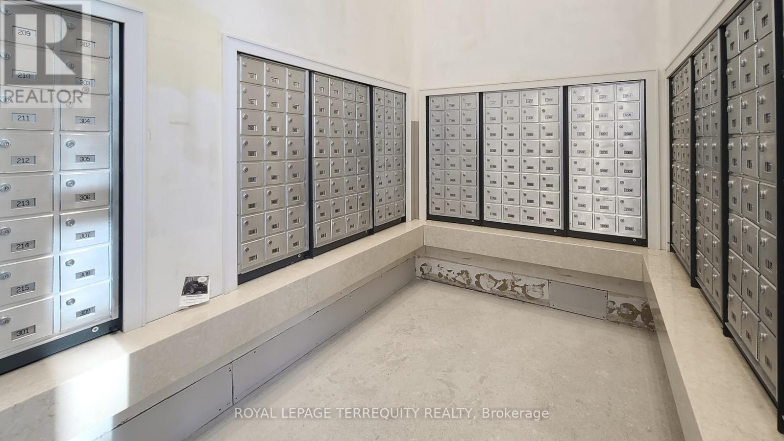 401 - 2240 Lake Shore Boulevard W, Toronto, Ontario  M8V 0B1 - Photo 23 - W12481196