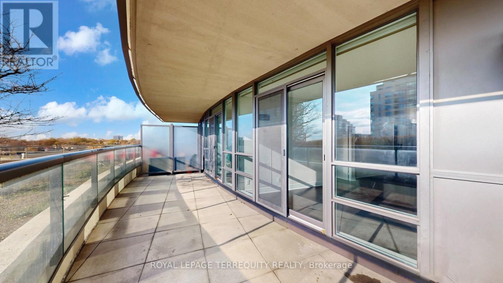 401 - 2240 Lake Shore Boulevard W, Toronto, Ontario  M8V 0B1 - Photo 19 - W12481196