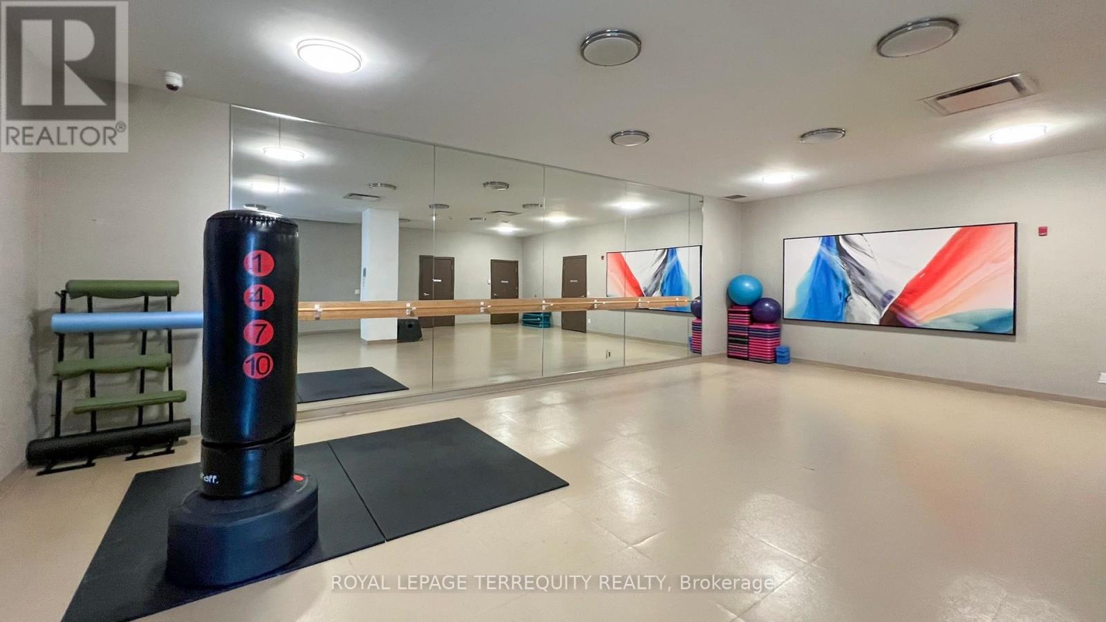 401 - 2240 Lake Shore Boulevard W, Toronto, Ontario  M8V 0B1 - Photo 33 - W12481196