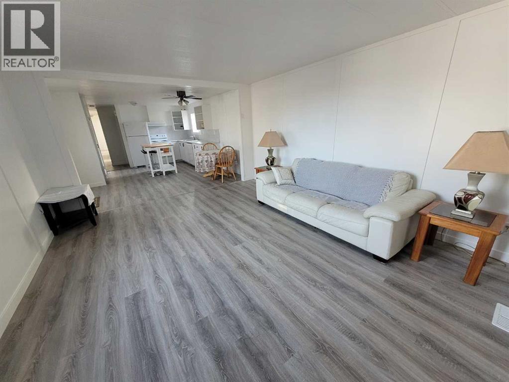 Unit 27, 4402 48 Avenue, Sylvan Lake, Alberta  T4S 1N7 - Photo 9 - A2267597