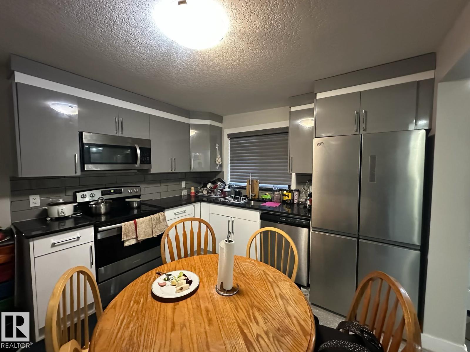 9130 83 Av Nw, Edmonton, Alberta  T6C 1B7 - Photo 2 - E4465892