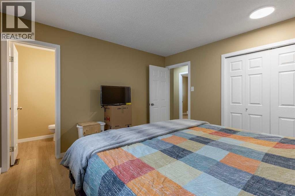 1001 19a Avenue, Coaldale, Alberta  T1M 1A7 - Photo 22 - A2269640