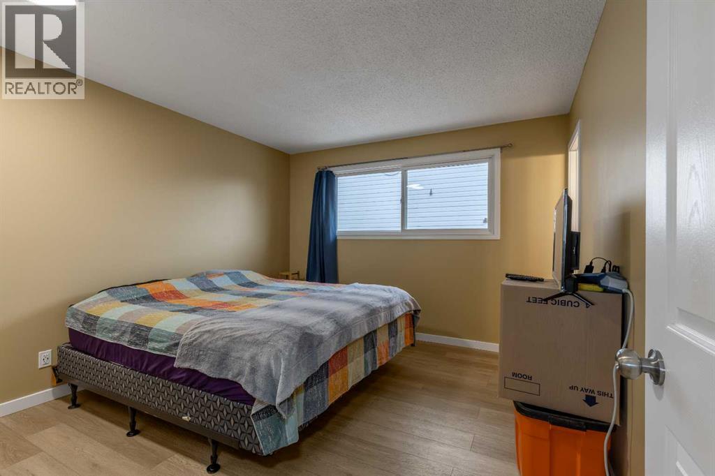 1001 19a Avenue, Coaldale, Alberta  T1M 1A7 - Photo 21 - A2269640