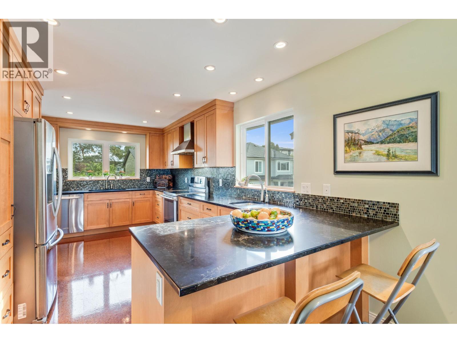 11300 Galleon Court, Richmond, British Columbia  V7E 4L3 - Photo 2 - R3064394