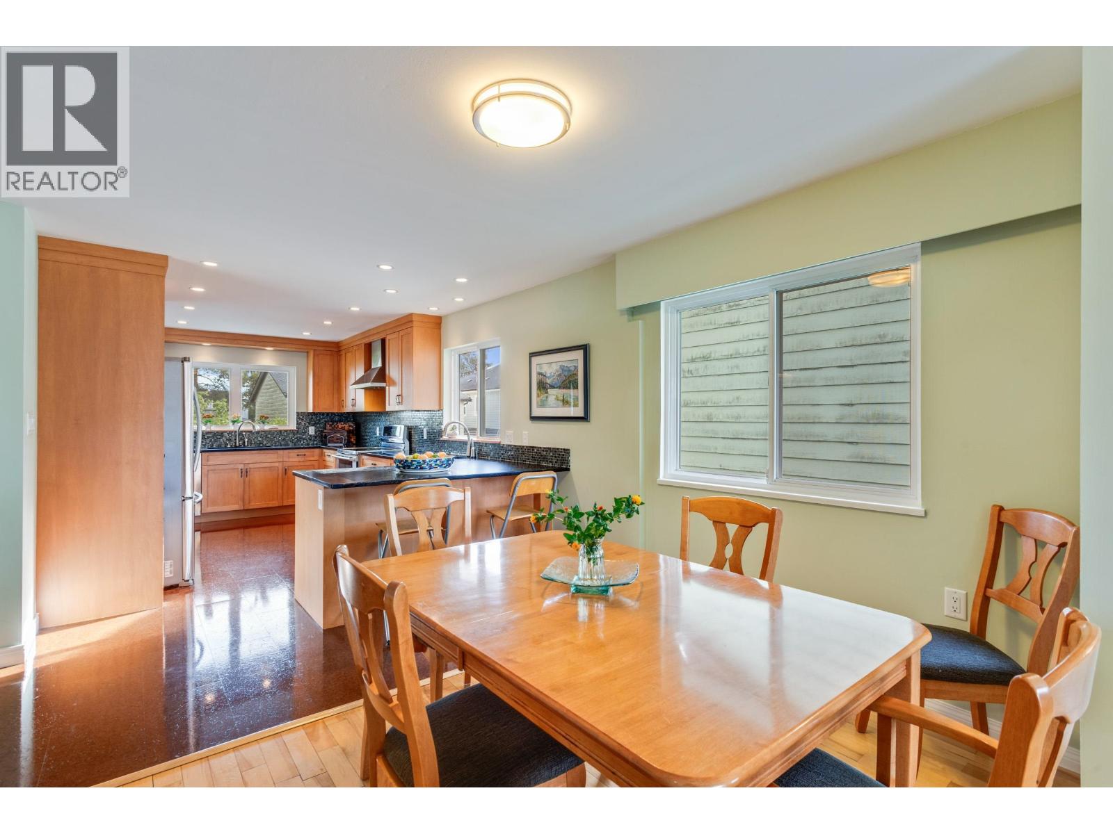 11300 Galleon Court, Richmond, British Columbia  V7E 4L3 - Photo 3 - R3064394