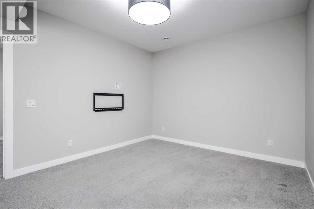 28 Willow Street, Cochrane, Alberta  T4C 2V3 - Photo 31 - A2271292