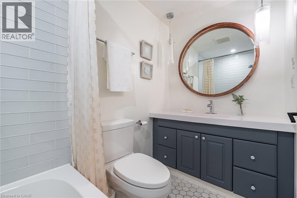 2431 Padstow Crescent, Mississauga, Ontario  L5J 2G2 - Photo 14 - 40789452