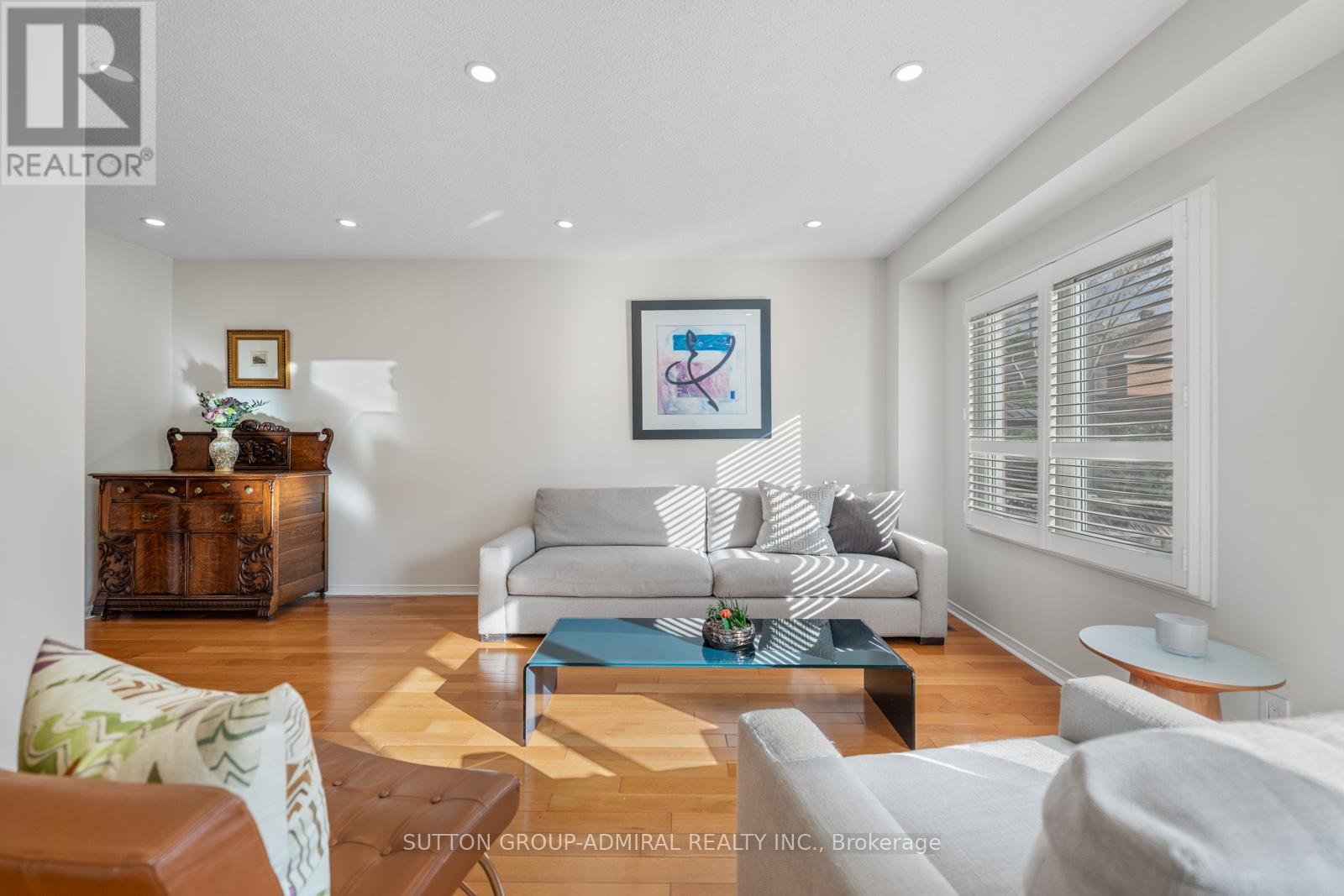 125 Thornway Avenue, Vaughan, Ontario  L4J 7Z3 - Photo 15 - N12564262