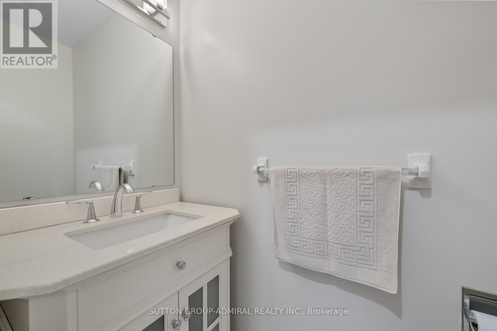 125 Thornway Avenue, Vaughan, Ontario  L4J 7Z3 - Photo 17 - N12564262