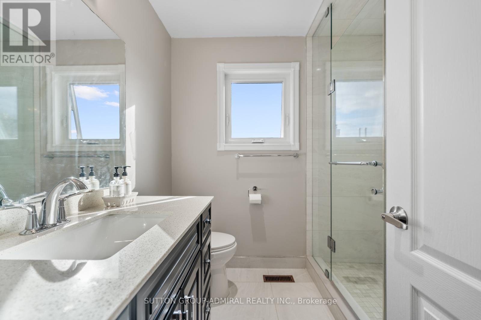 125 Thornway Avenue, Vaughan, Ontario  L4J 7Z3 - Photo 28 - N12564262