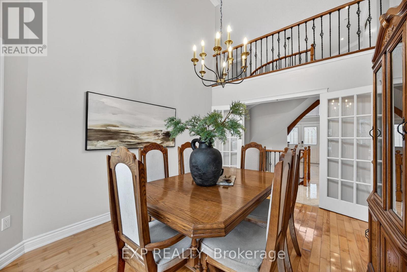 27 Fontaine Drive, Georgina, Ontario  L4P 3N9 - Photo 10 - N12564264