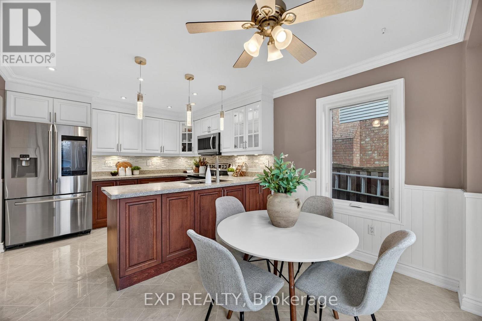 27 Fontaine Drive, Georgina, Ontario  L4P 3N9 - Photo 14 - N12564264