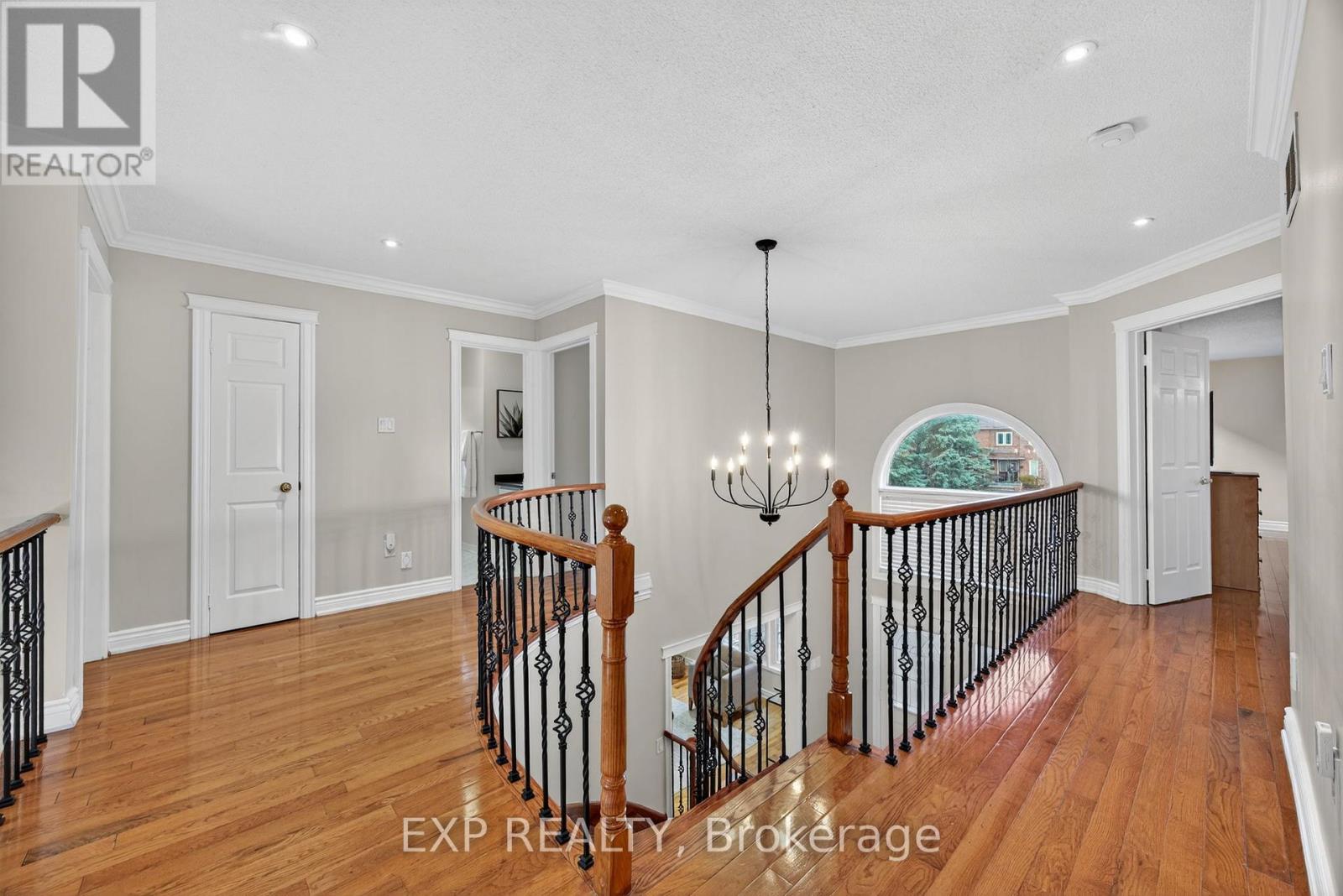 27 Fontaine Drive, Georgina, Ontario  L4P 3N9 - Photo 18 - N12564264