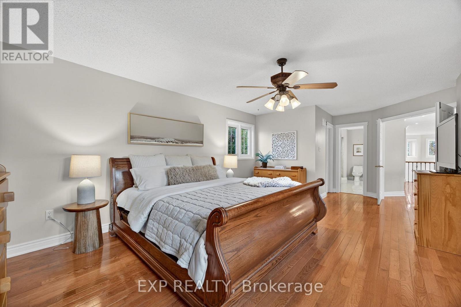 27 Fontaine Drive, Georgina, Ontario  L4P 3N9 - Photo 20 - N12564264