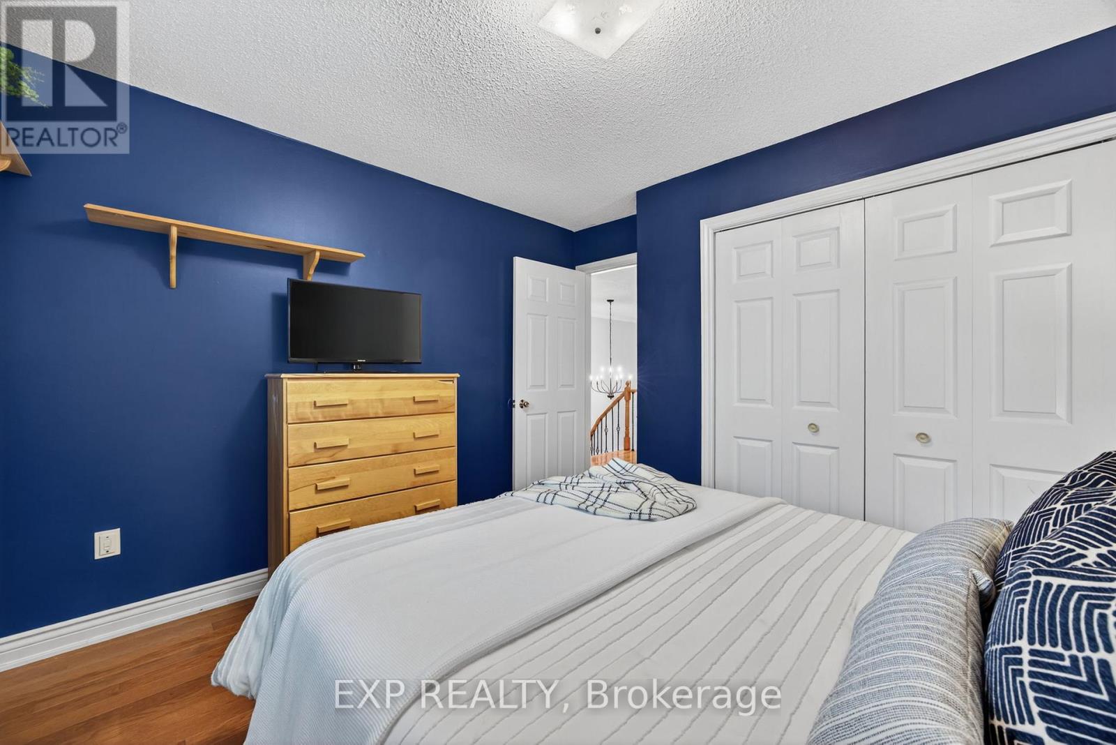 27 Fontaine Drive, Georgina, Ontario  L4P 3N9 - Photo 24 - N12564264