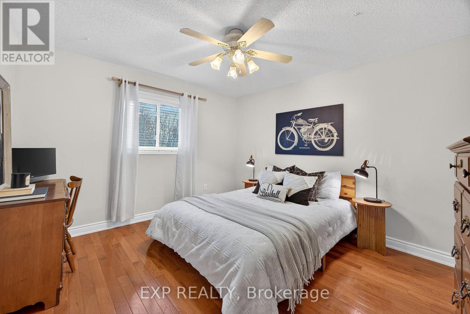 27 Fontaine Drive, Georgina, Ontario  L4P 3N9 - Photo 25 - N12564264