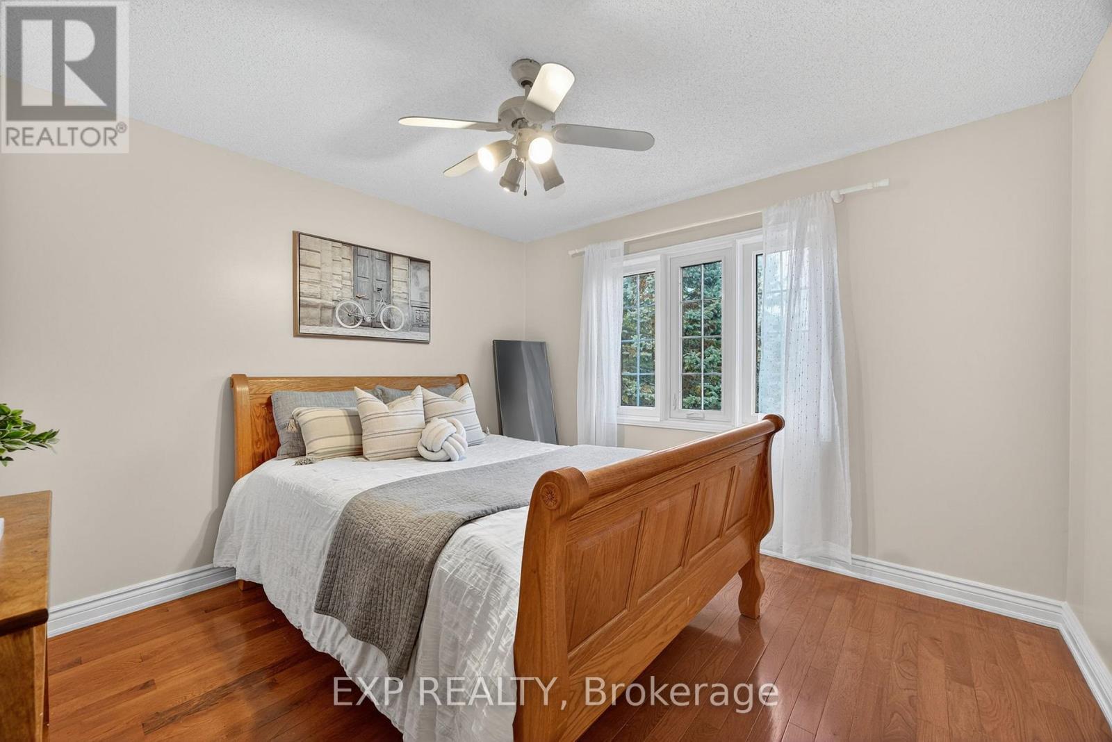 27 Fontaine Drive, Georgina, Ontario  L4P 3N9 - Photo 27 - N12564264