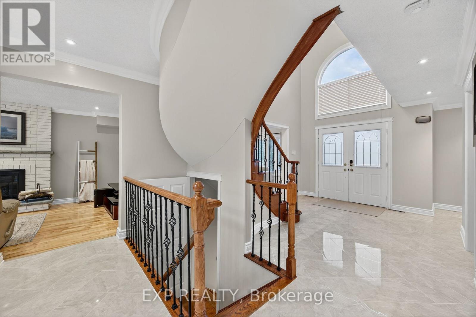 27 Fontaine Drive, Georgina, Ontario  L4P 3N9 - Photo 30 - N12564264