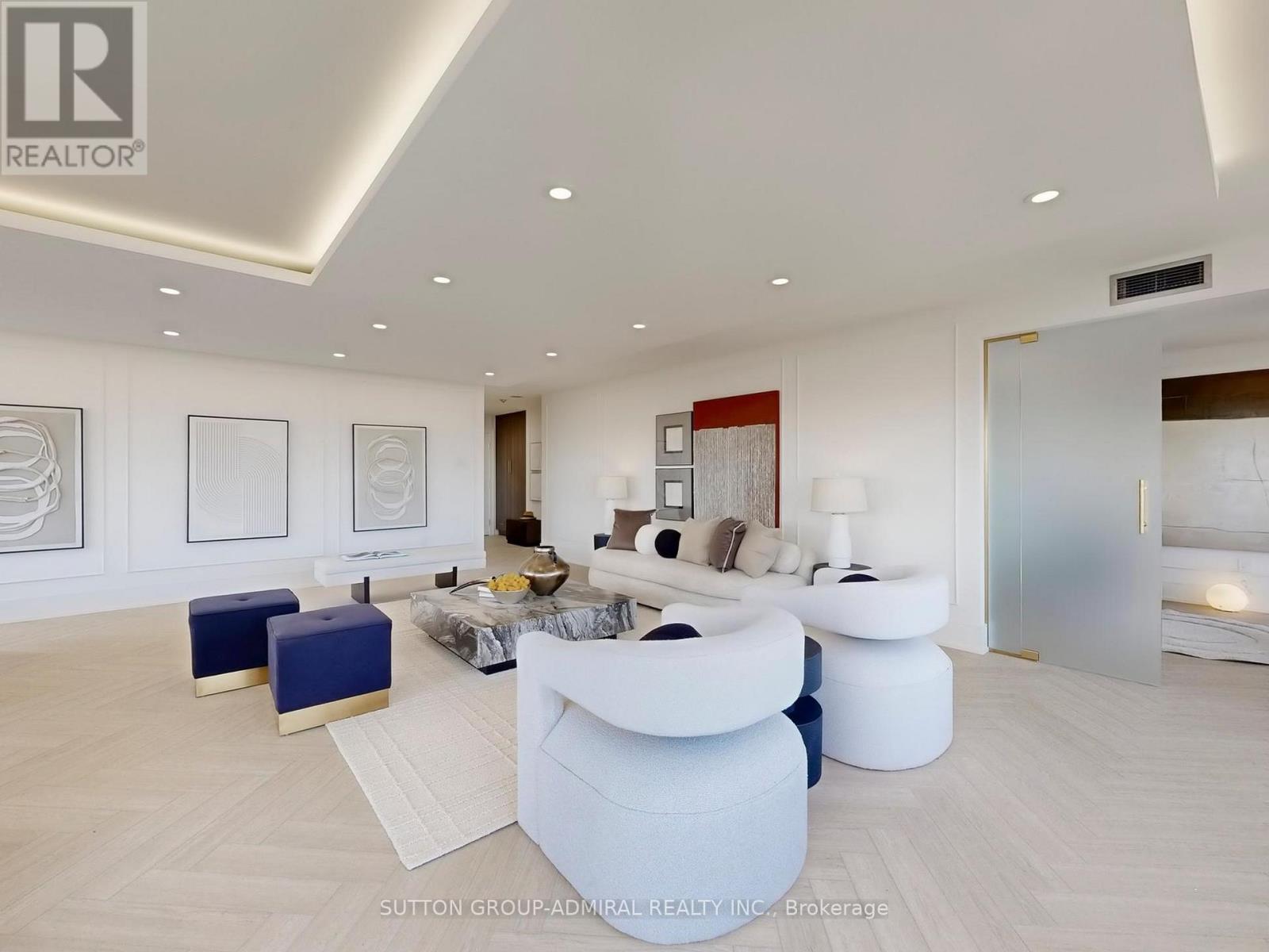 Property at 704 - 1 CLARK AVENUE W image 4