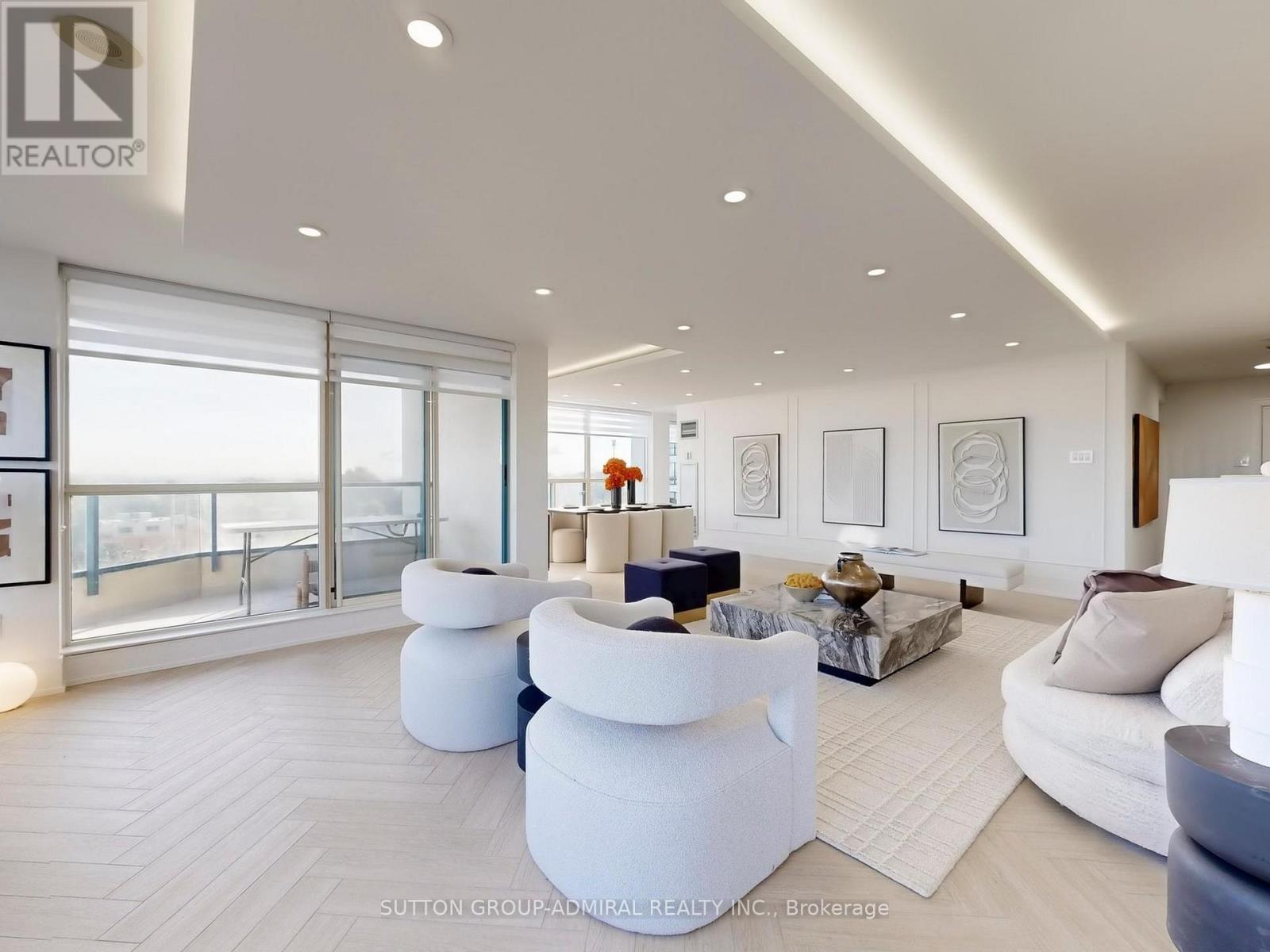 704 - 1 Clark Avenue W, Vaughan, Ontario  L4J 7Y6 - Photo 6 - N12564318