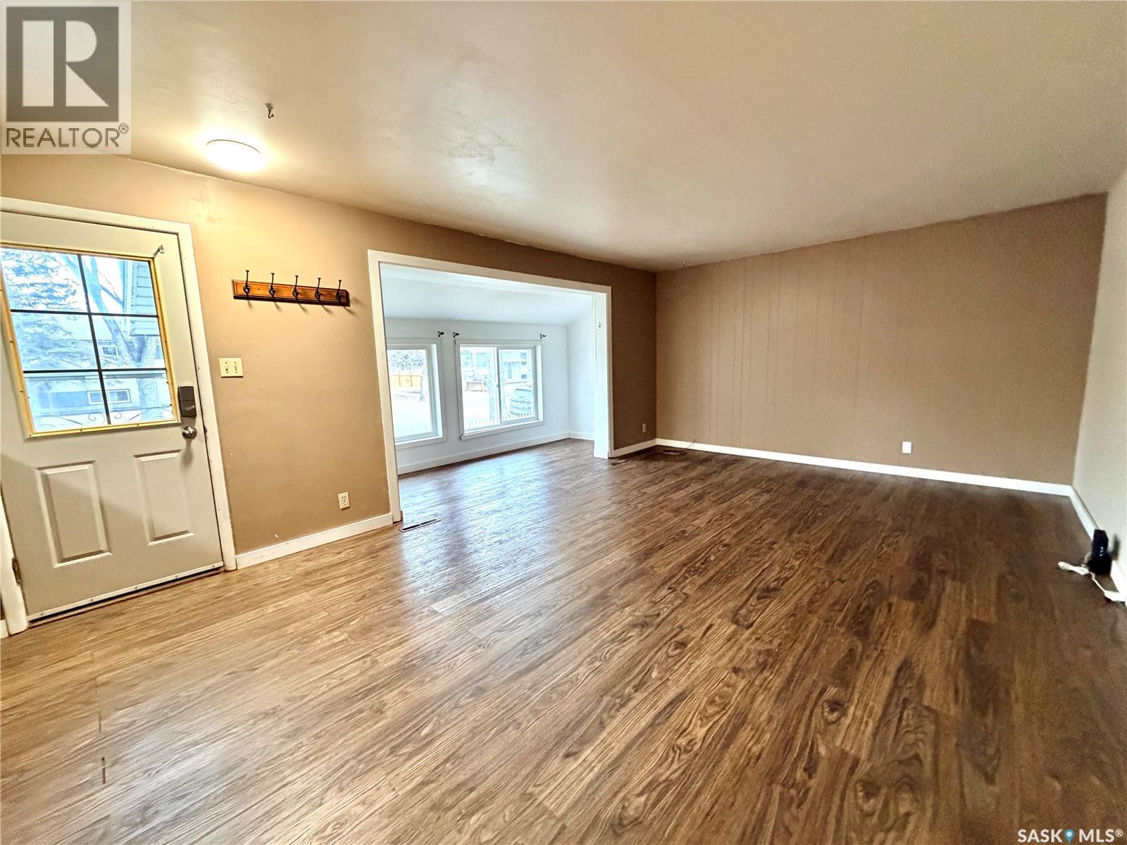 1141 108th Street, North Battleford, Saskatchewan  S9A 2B1 - Photo 2 - SK024303