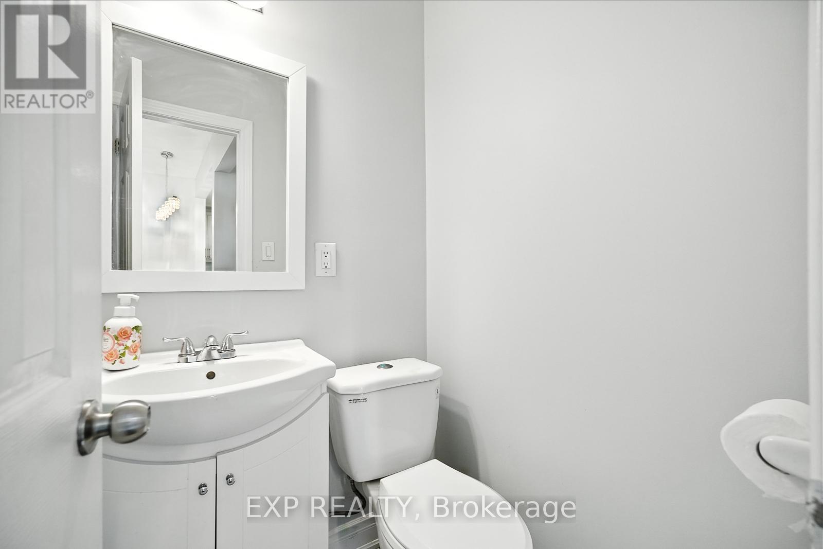 387 Archdekin Drive, Brampton, Ontario  L6V 3E9 - Photo 15 - W12564292