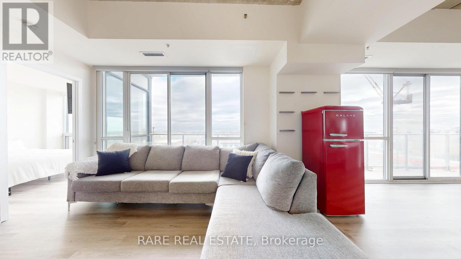 501 - 51 Lady Bank Road, Toronto, Ontario  M8Z 0C9 - Photo 19 - W12564322