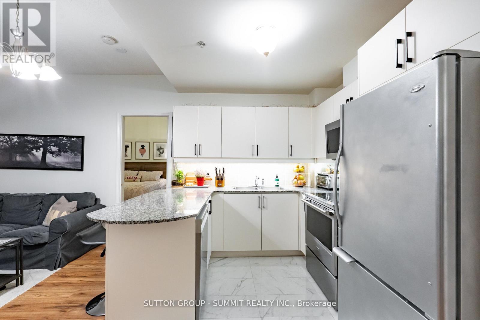 107 - 350 Princess Royal Drive, Mississauga, Ontario  L5B 4N1 - Photo 17 - W12564336