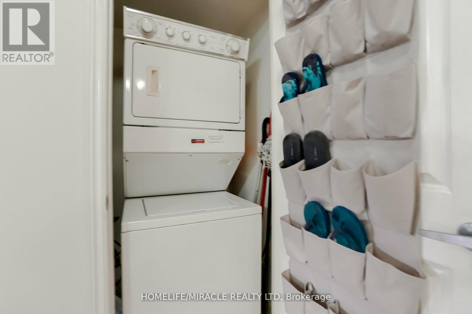 807 - 3880 Duke Of York Boulevard, Mississauga, Ontario  L5B 4M7 - Photo 23 - W12564342