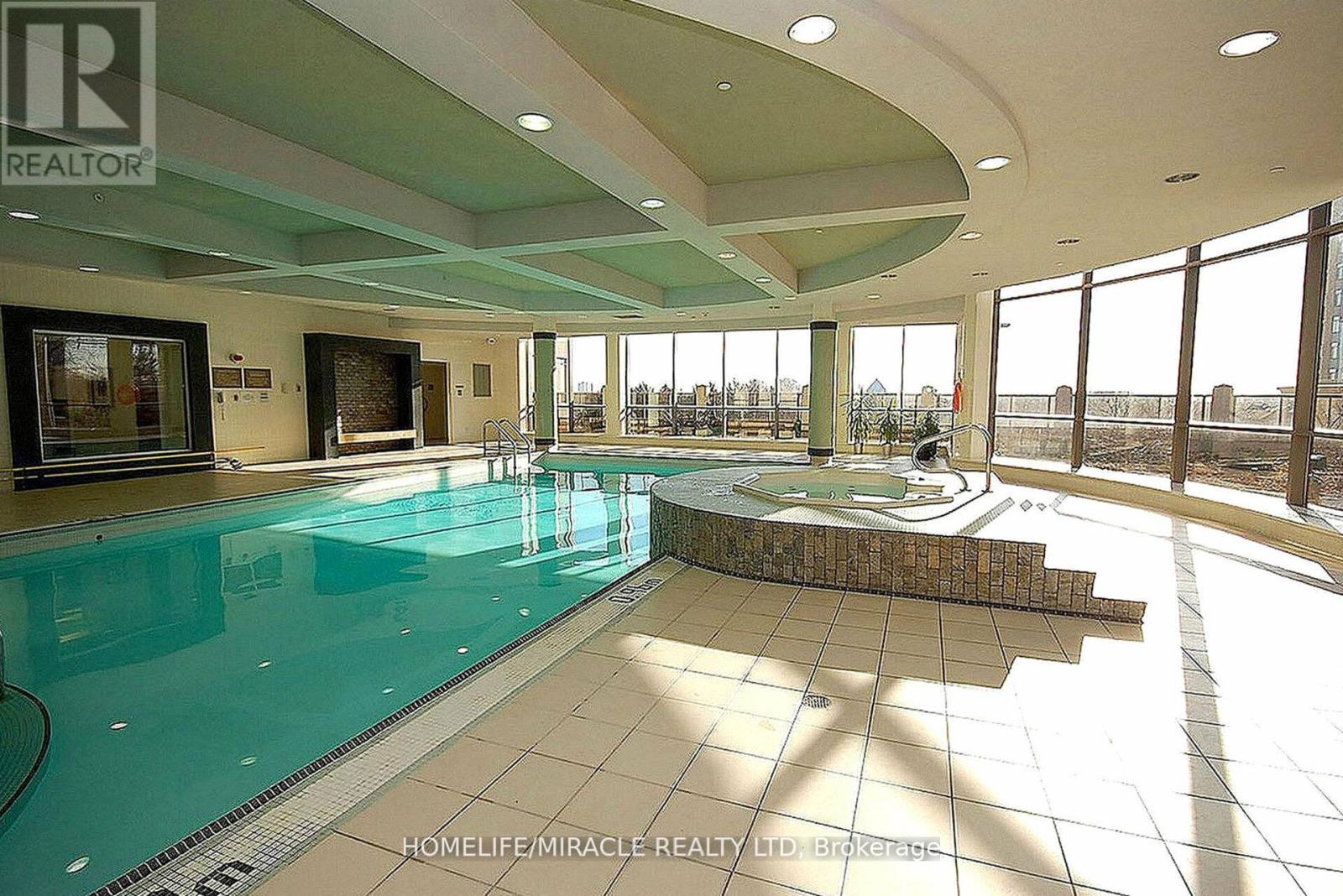 807 - 3880 Duke Of York Boulevard, Mississauga, Ontario  L5B 4M7 - Photo 30 - W12564342