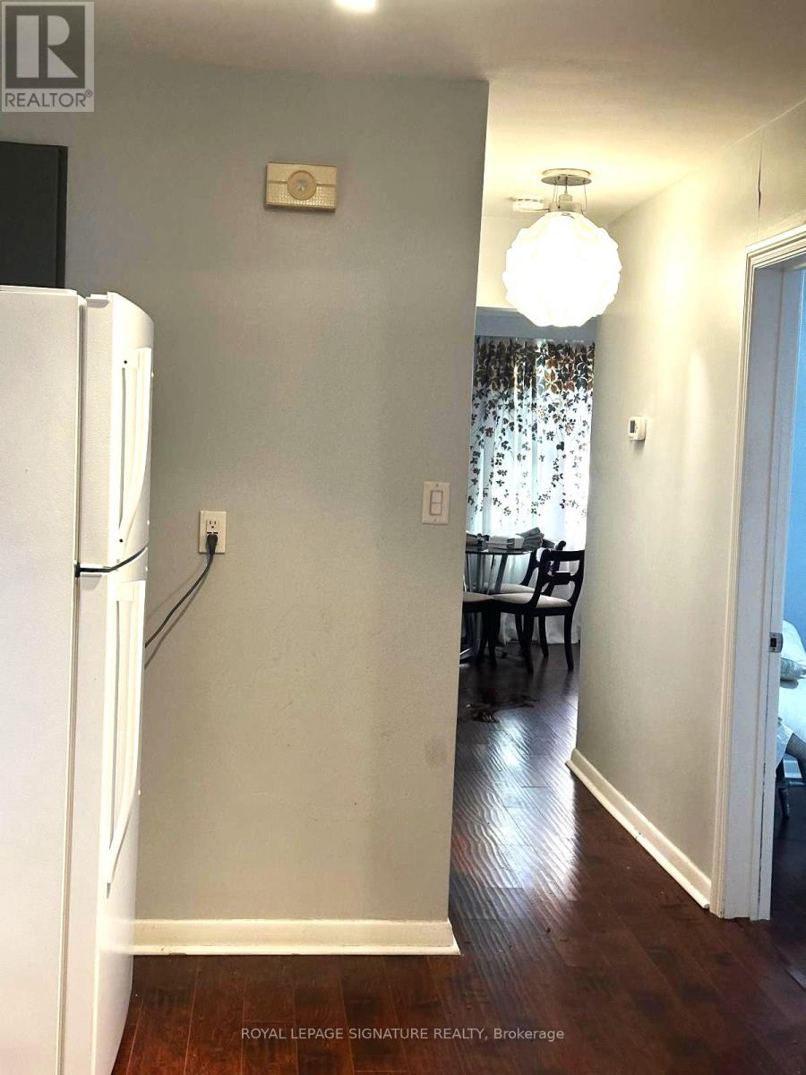 13 Wesley Street, Toronto, Ontario  M8Y 2W4 - Photo 11 - W12564344