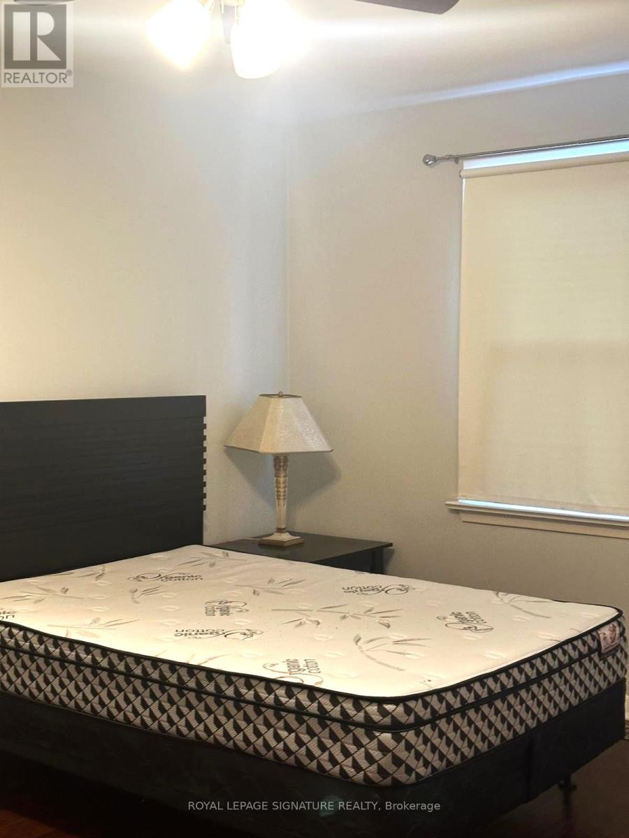 13 Wesley Street, Toronto, Ontario  M8Y 2W4 - Photo 13 - W12564344