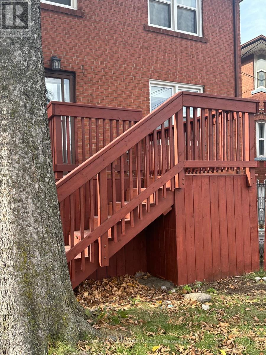 13 Wesley Street, Toronto, Ontario  M8Y 2W4 - Photo 15 - W12564344