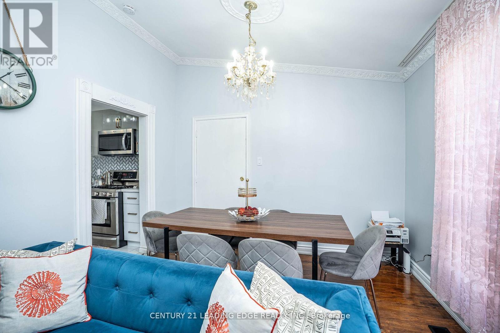 21 Alhart Drive, Toronto, Ontario  M9V 2M8 - Photo 11 - W12558594