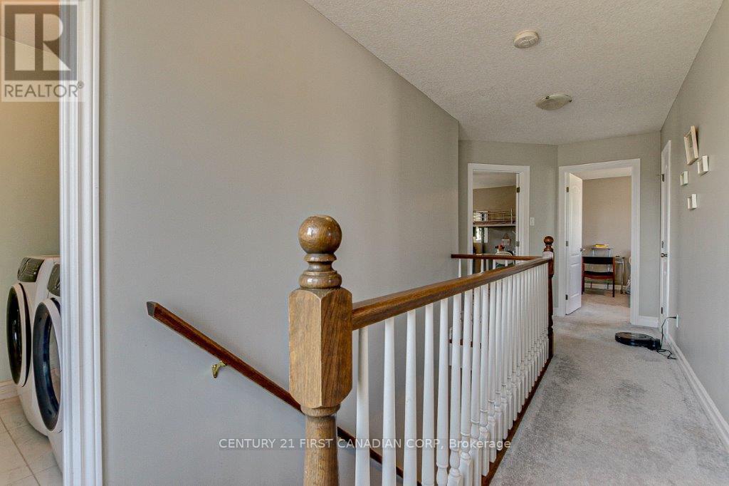 1185 Smithson Court, London North, Ontario  N5X 4P1 - Photo 36 - X12358537