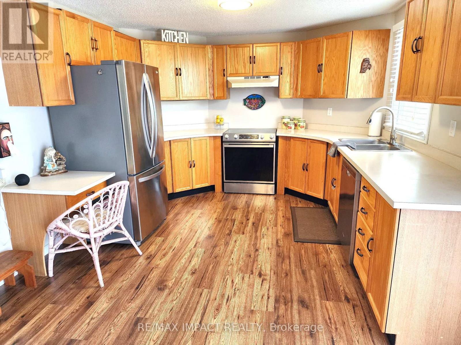 4 Champlain Court, Clarington, Ontario L1B 1A5 - Photo 12 - E12564514